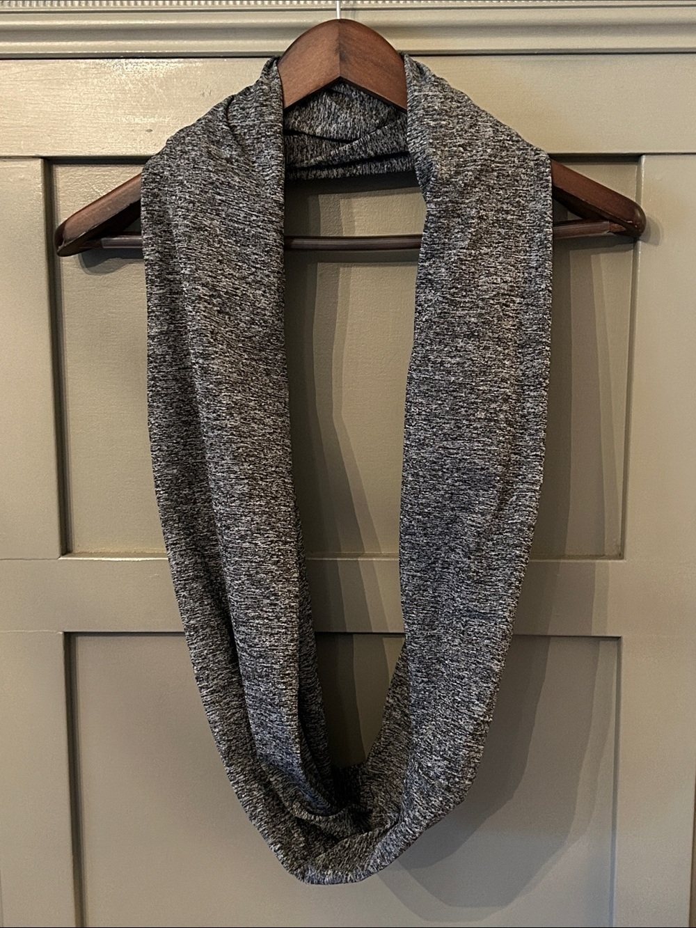 Infinity Circle Scarf With Zippered Pocket Gray